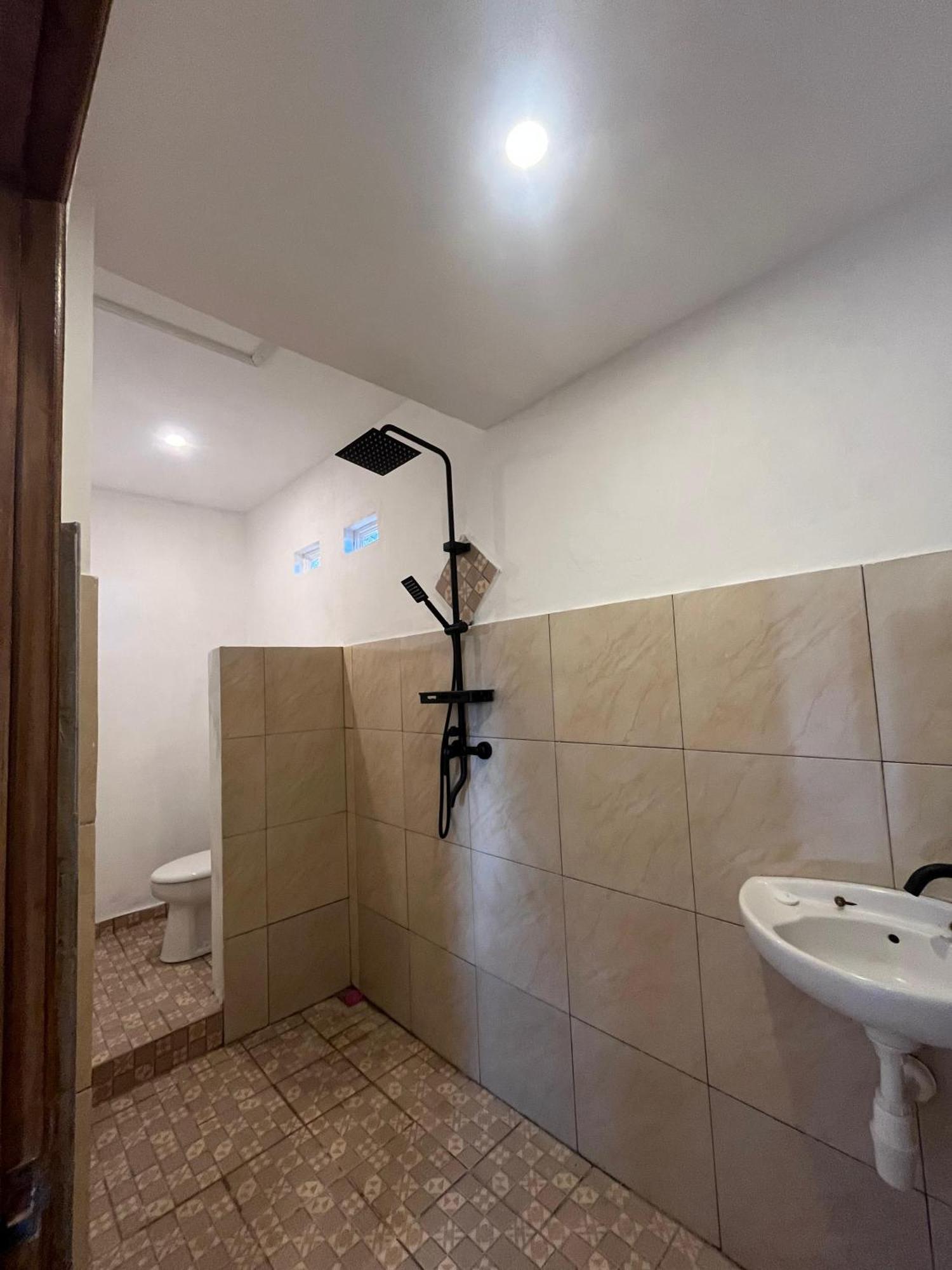 Roby Homestay Kuta (Lombok)